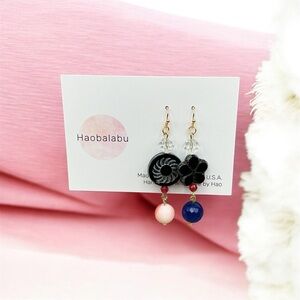 Artisan Emo Floral Chic Earrings